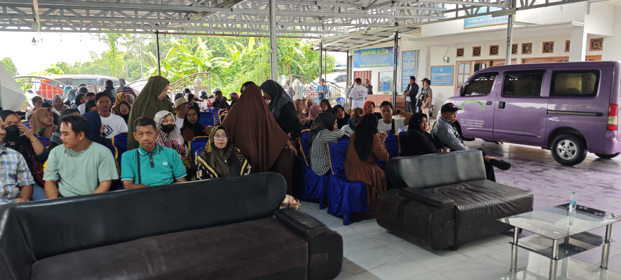 Seminar Teknologi Dompet Digital di Desa Tepian Batang.